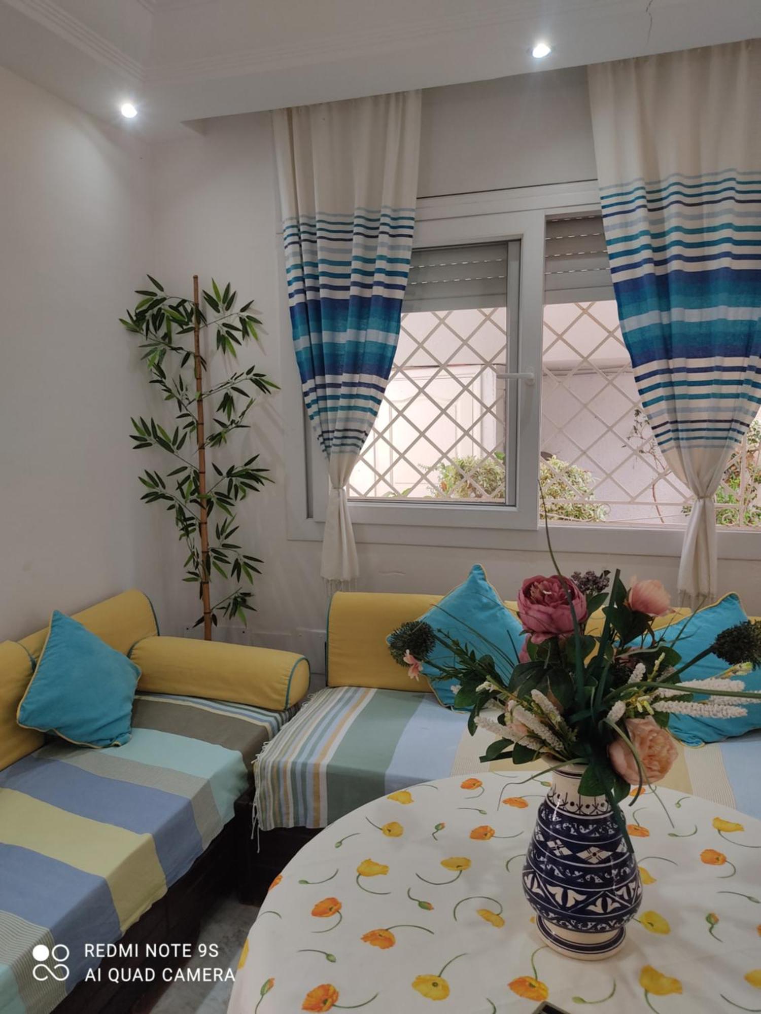 Etage De Villa Avec Jardin, Pres De L'Aireport Et Parking Prive Ariana Exteriör bild
